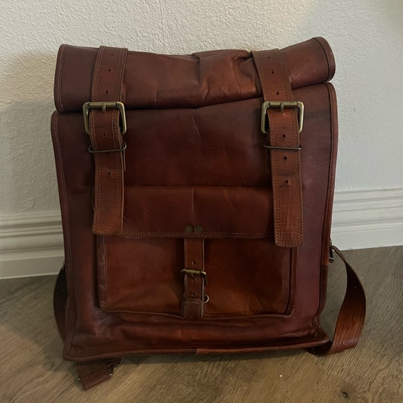 Backpack - Picture 1 of 2